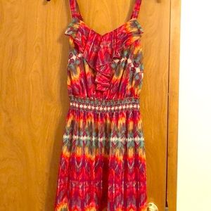 Full-length Sleeveless Dress with Ruffle